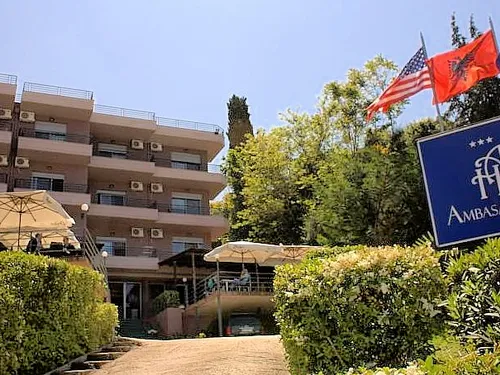 Ambasador Hotel
