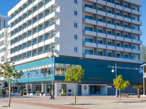 Sun Hall Hotel