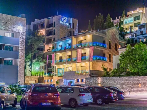 Butua Residence