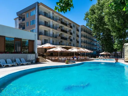Modern Mamaia