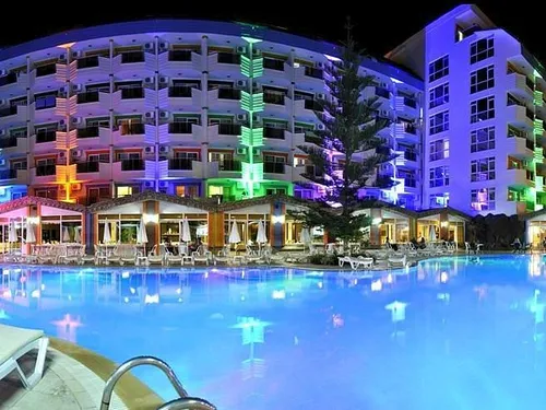Przytulny hotel z zadbanym terenem w Alanyi
