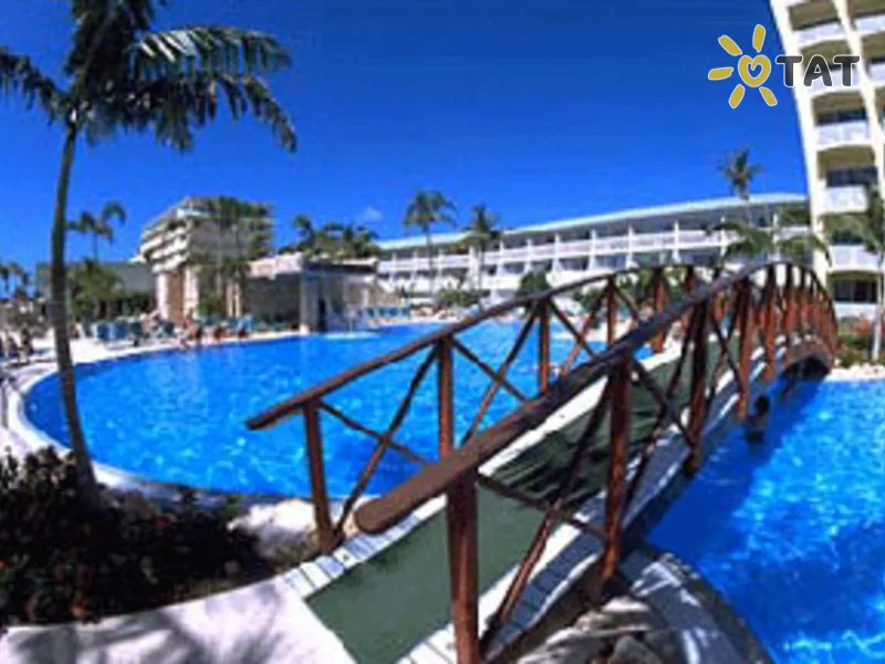 Sonesta Maho Beach Hotel and Casino
