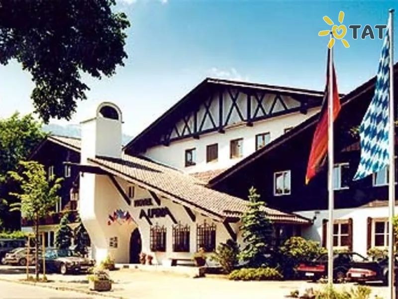Treff Hotel Alpina