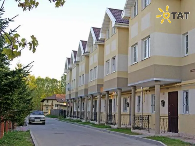 Из Дома в Дом