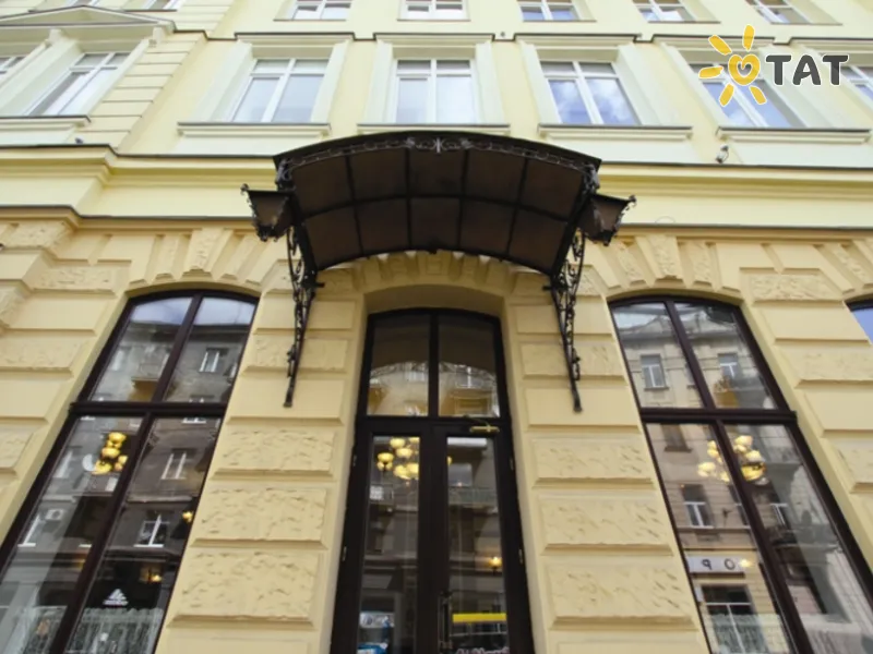 Reikartz Дворжец Львов