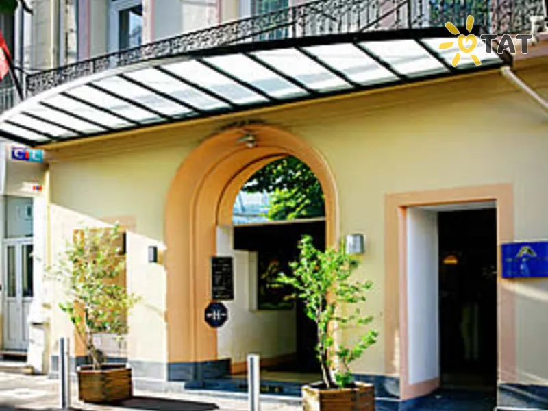 New Hotel Saint Charles