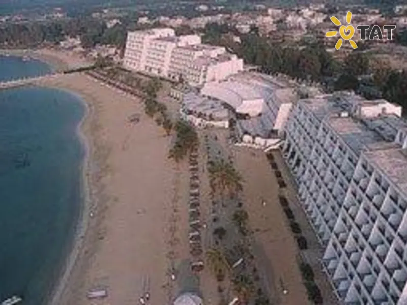 Cote D'Azur de Cham Resort