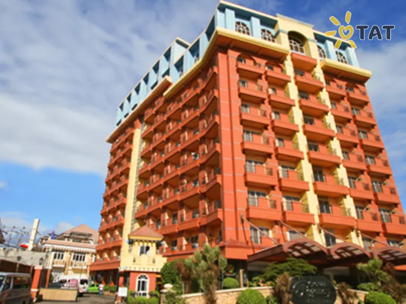 Crown Regency Suites & Residences Mactan