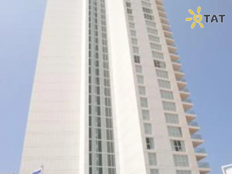 Island Luxurious Suites Hotel