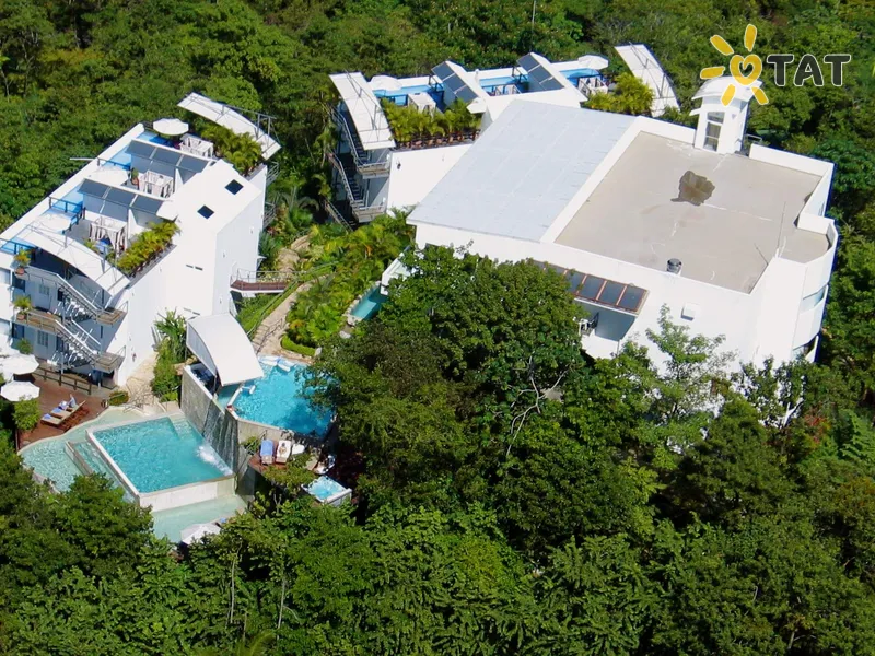 Gaia Hotel & Reserve