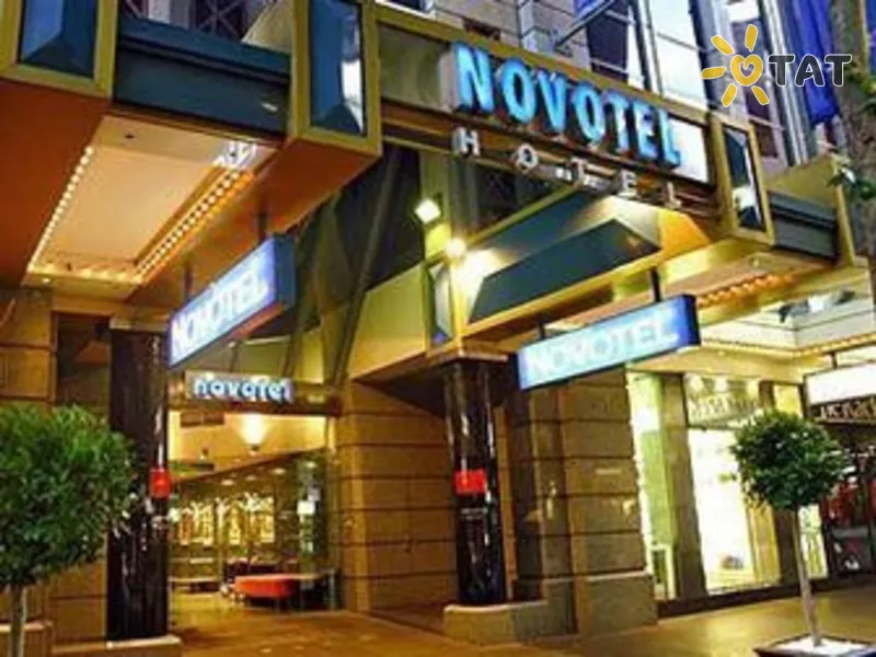 Novotel Melbourne on Collins