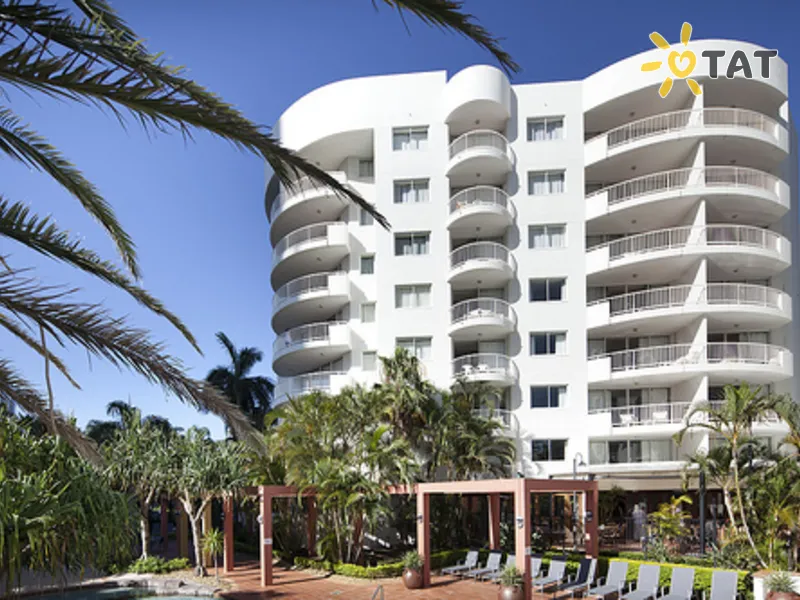 Australis Sovereign Hotel