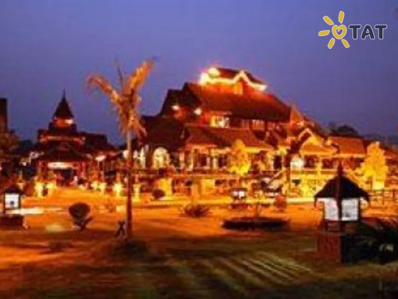 Hupin Hotel Inle Khaung Daing