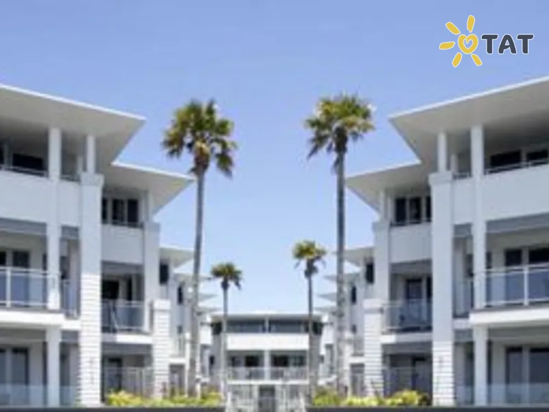 The Waterfront Suites