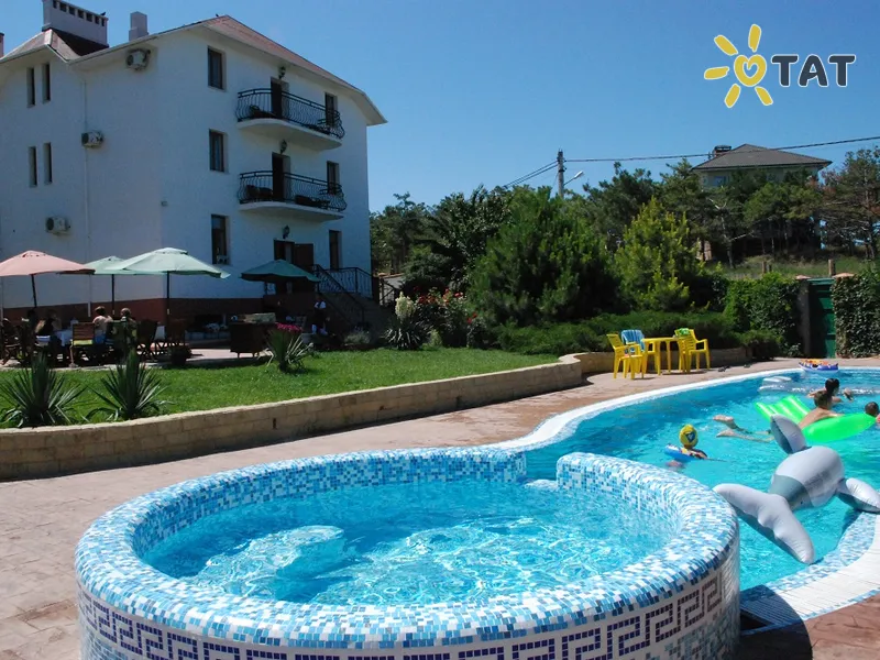 Вилла Кристал