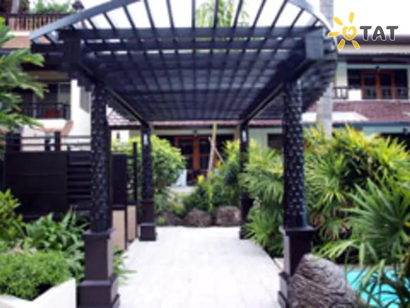 Phi Phi Banyan Villa