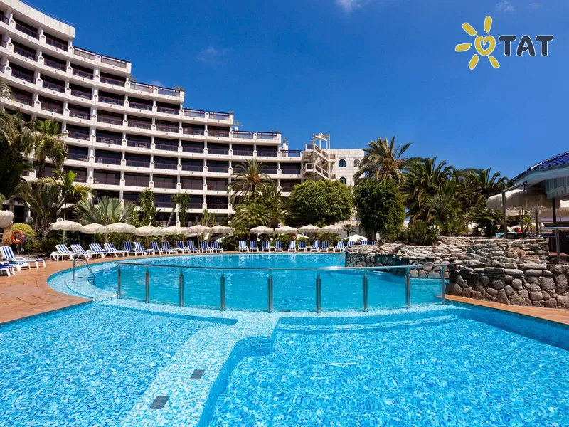 Seaside Sandy Beach Hotel