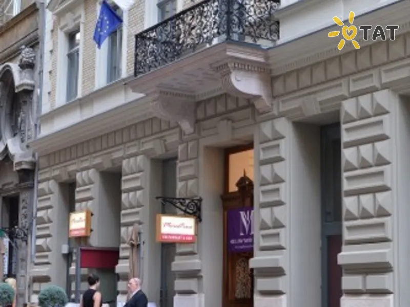 Estilo Fashion Hotel