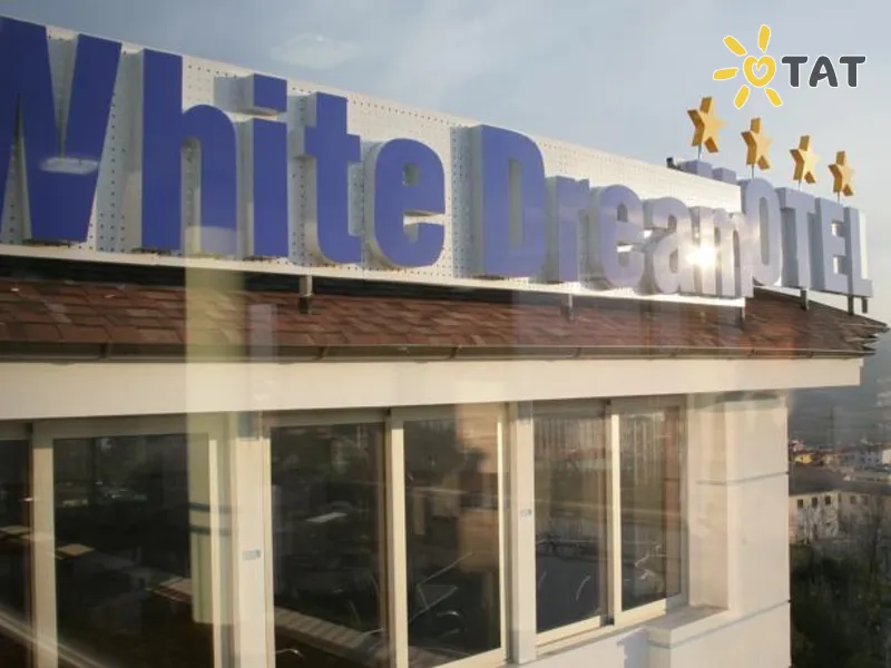 White Dream Hotel