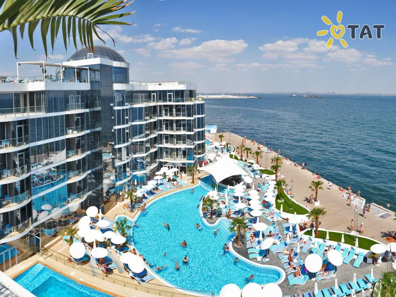 Resort & SPA Hotel NEMO with dolphins