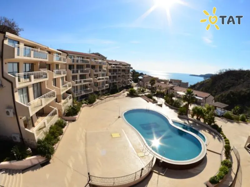 Blue Horizon Apartments