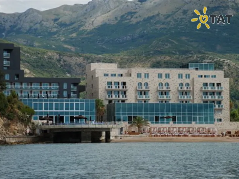 Avala Grand Luxury Suites