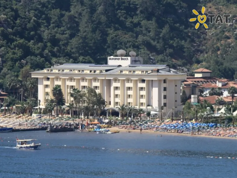 Faros Premium Beach