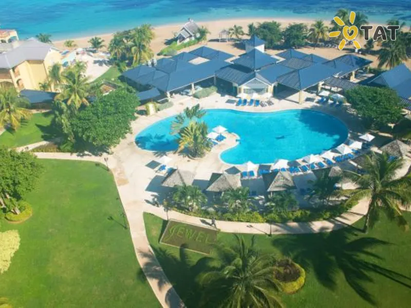 Jewel Runaway Bay Beach & Golf Resort