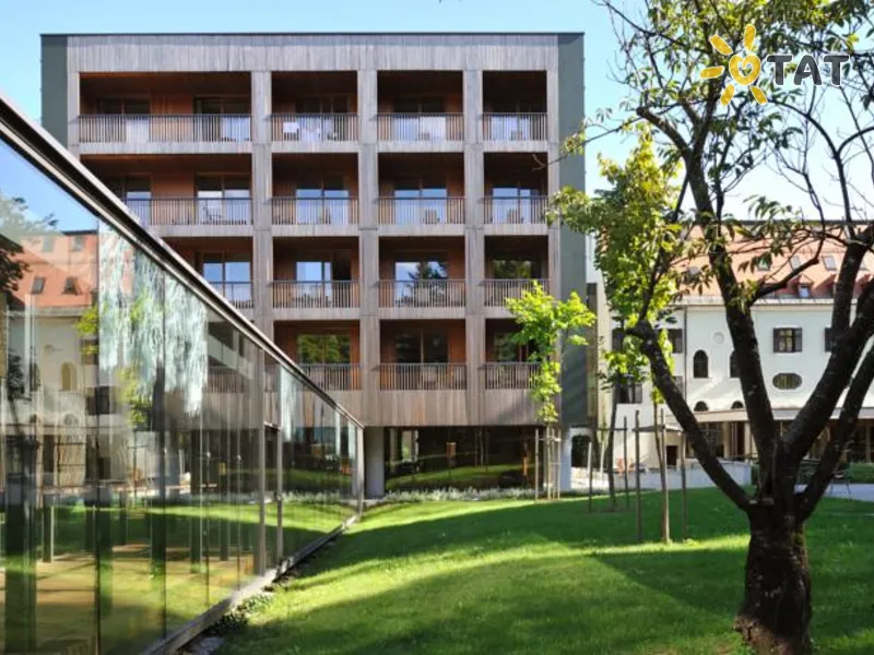 Balnea Superior Hotel