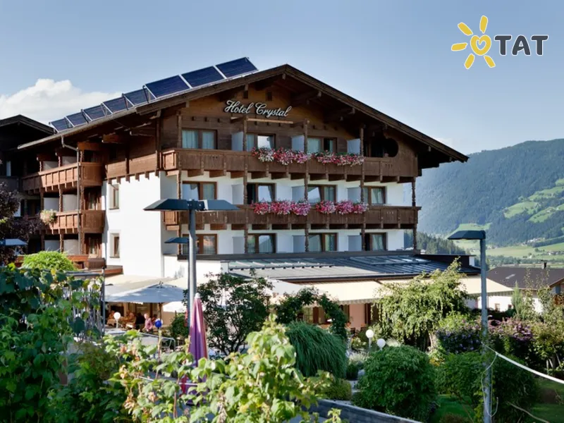 Crystal Garten Hotel