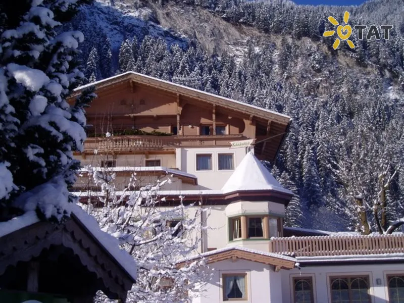 Schrofenblick Alpin-Hotel