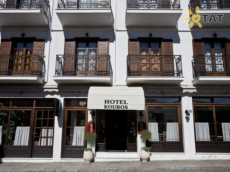 Kouros Hotel