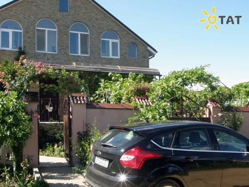 Каменный дом