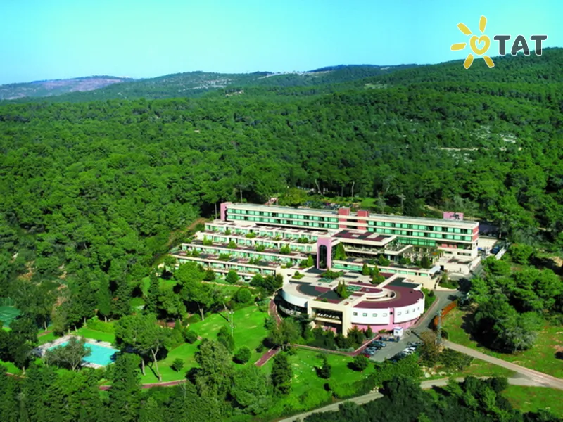 Carmel Forest Spa Resort