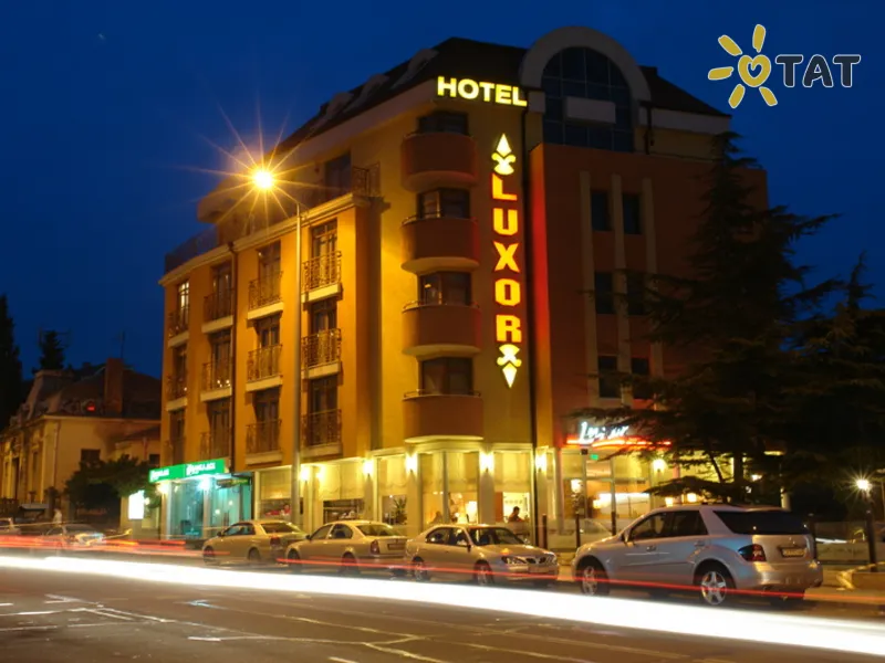 Луксор Отель