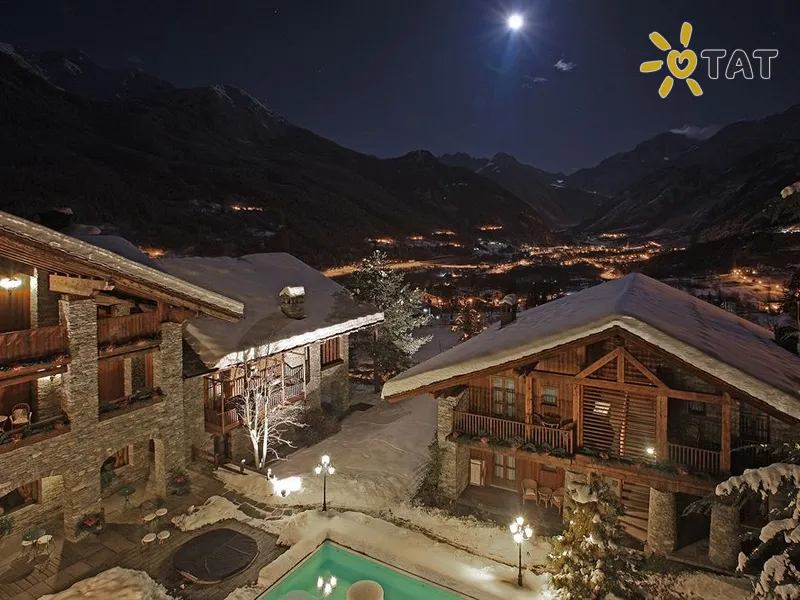 Mont Blanc Hotel Village