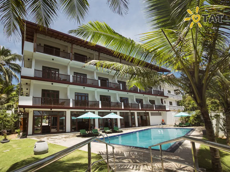 Rockside Beach Resort