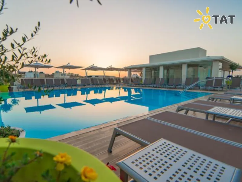 Maritim Antonine Hotel & Spa