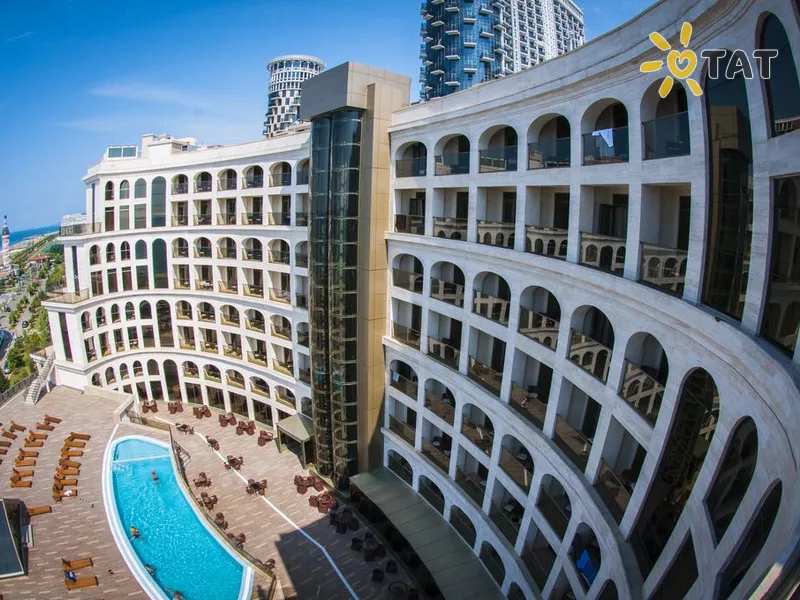 Colosseum Marina Hotel