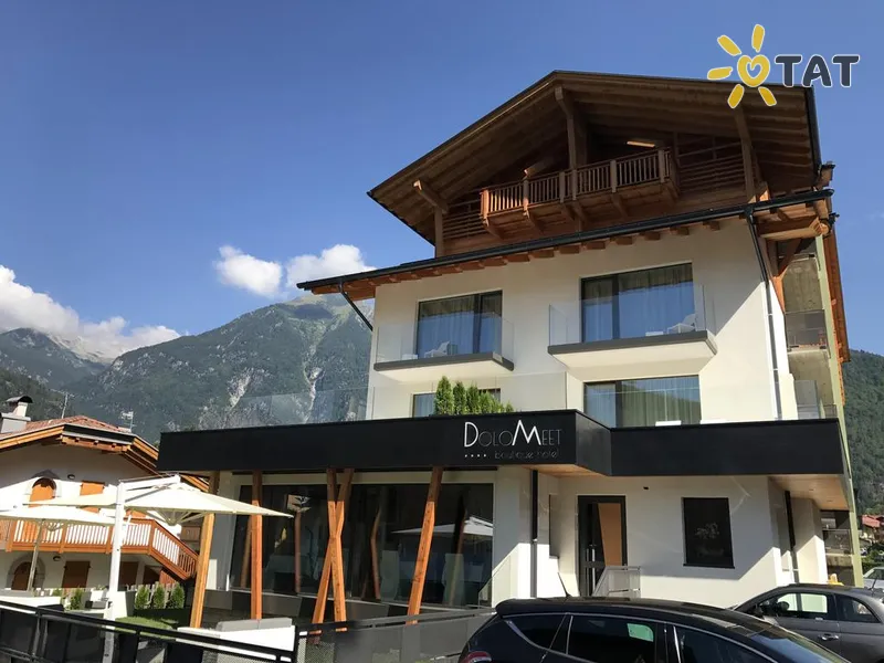 Dolomeet Boutique Hotel