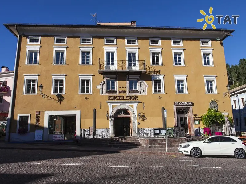 Romantic Excelsior Hotel