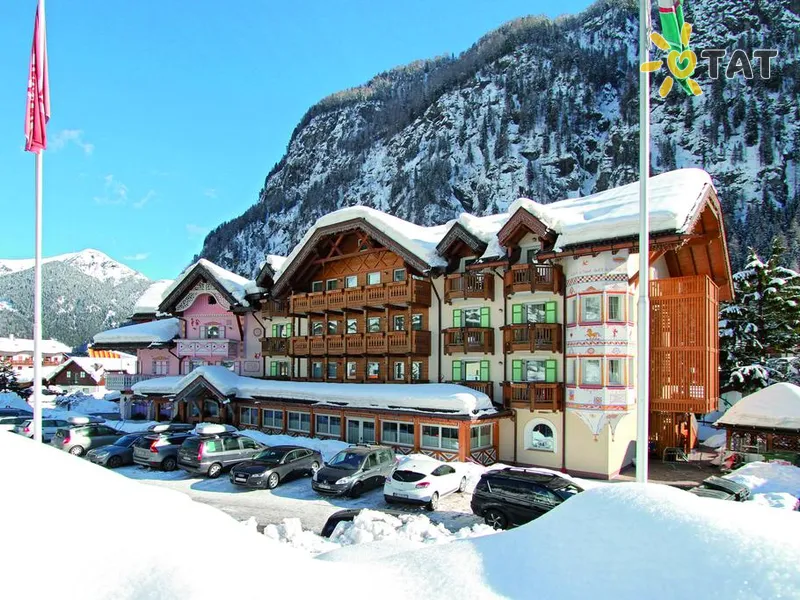 Soreghes Gran Chalet Hotel & Club