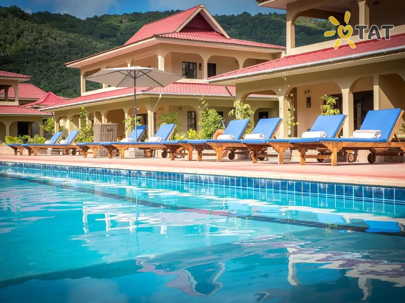 Oasis Hotel Restaurant & Spa