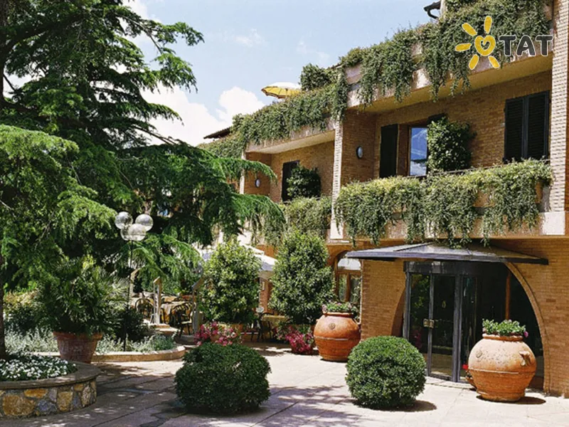 Relais Santa Chiara Hotel