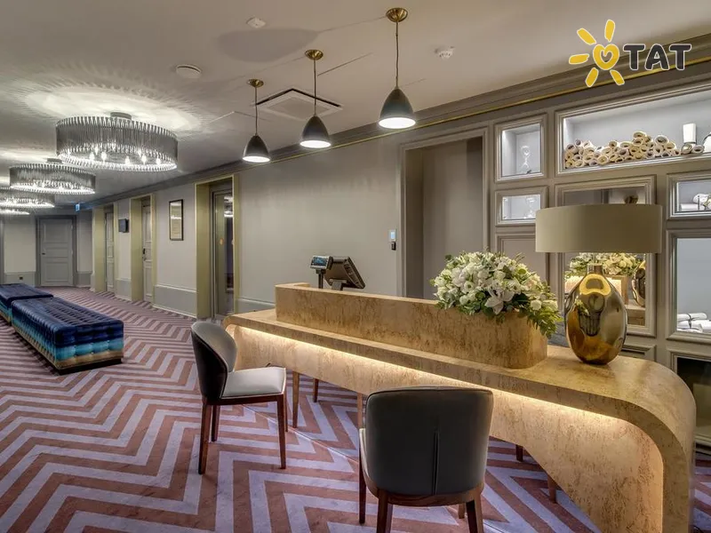 Grand Poet by Semarah