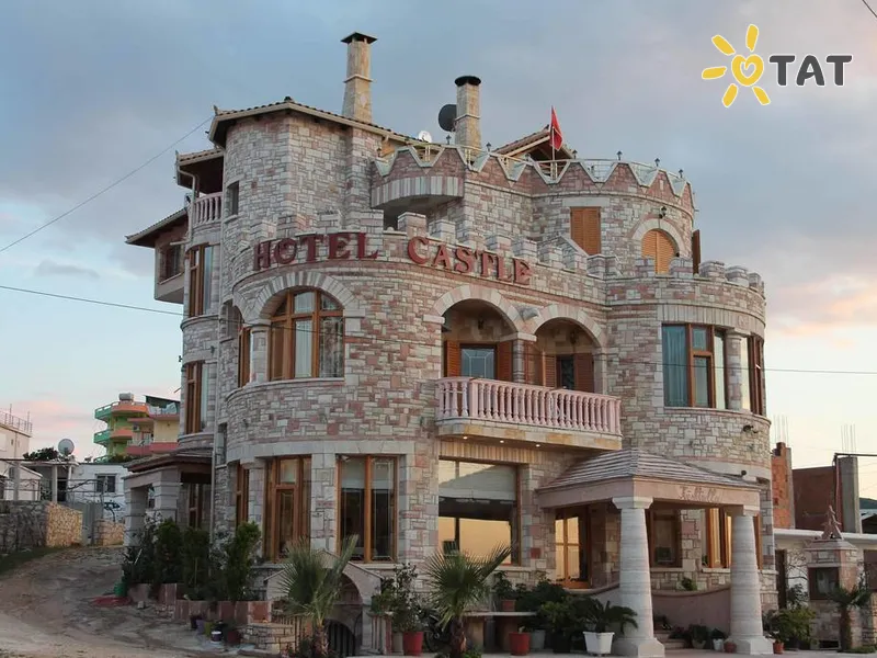 Castle Hotel