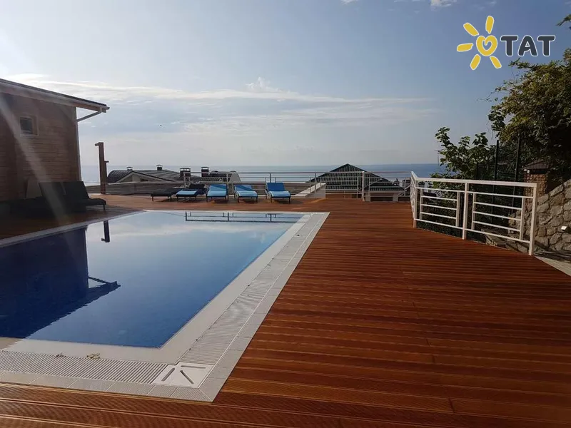 Восток-Запад Апартаменты