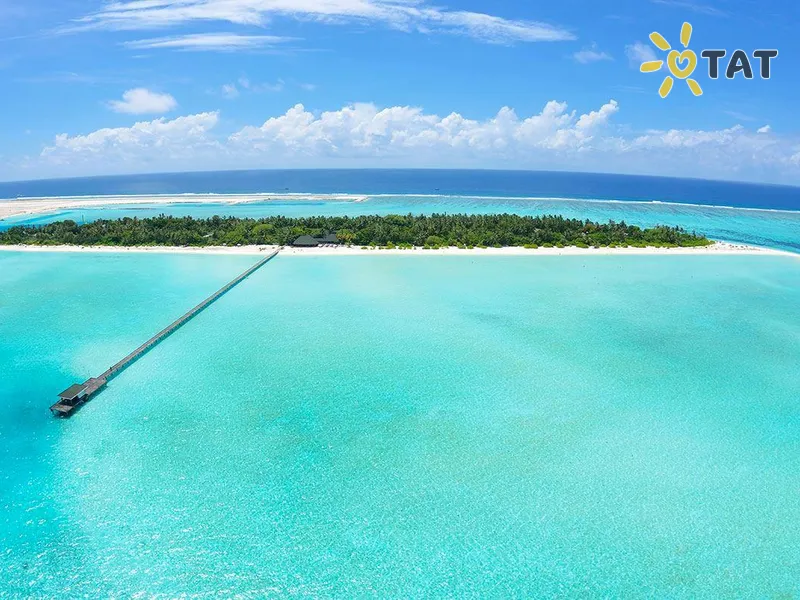 Holiday Island Resort & Spa