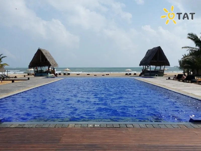 Maalu Maalu Resort & Spa Passikudah