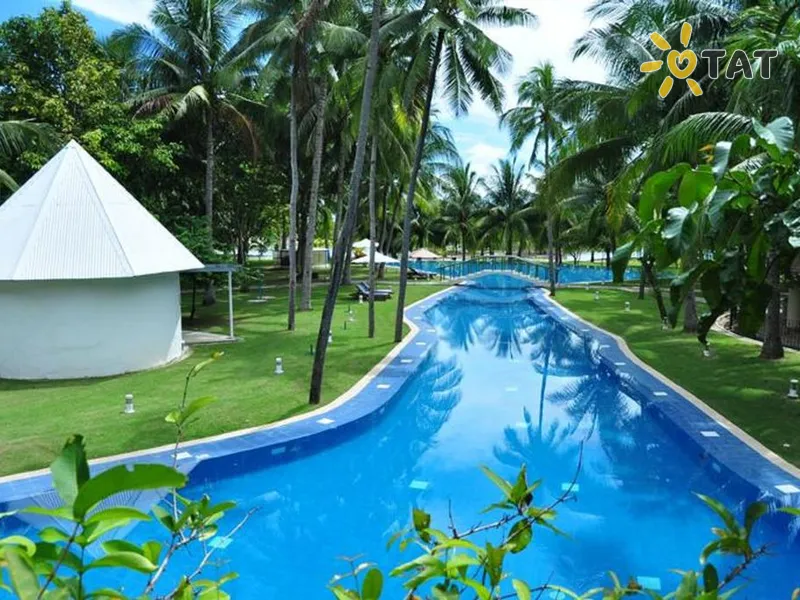 Cordova Reef Village Resort